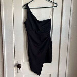 Emerald Sundae Chic Black One-Shoulder Dress